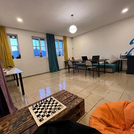 Sunny Hostel Tbilisi Ngoại thất bức ảnh