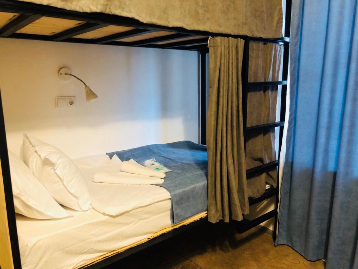 Sunny Hostel Tbilisi Ngoại thất bức ảnh