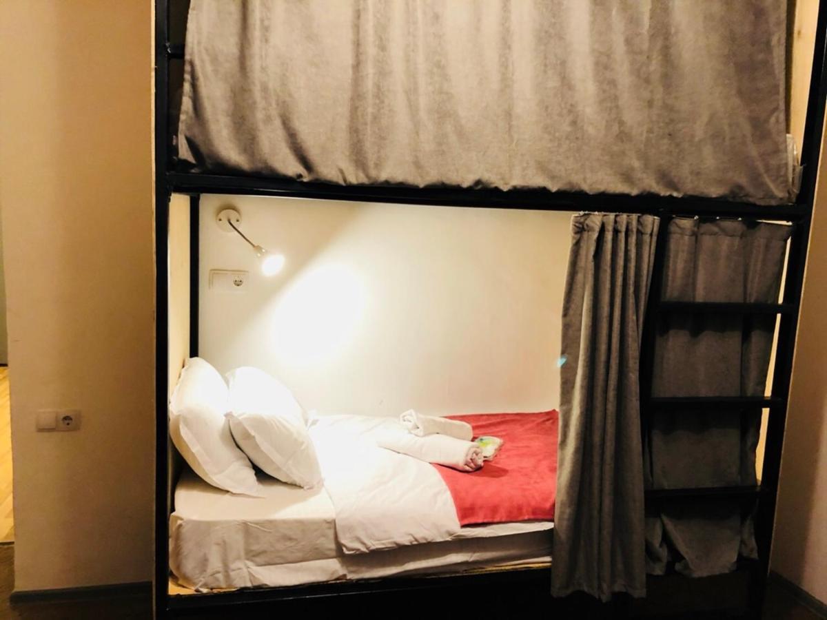 Sunny Hostel Tbilisi Ngoại thất bức ảnh